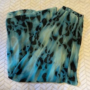 Full length butterfly flowy skirt size medium